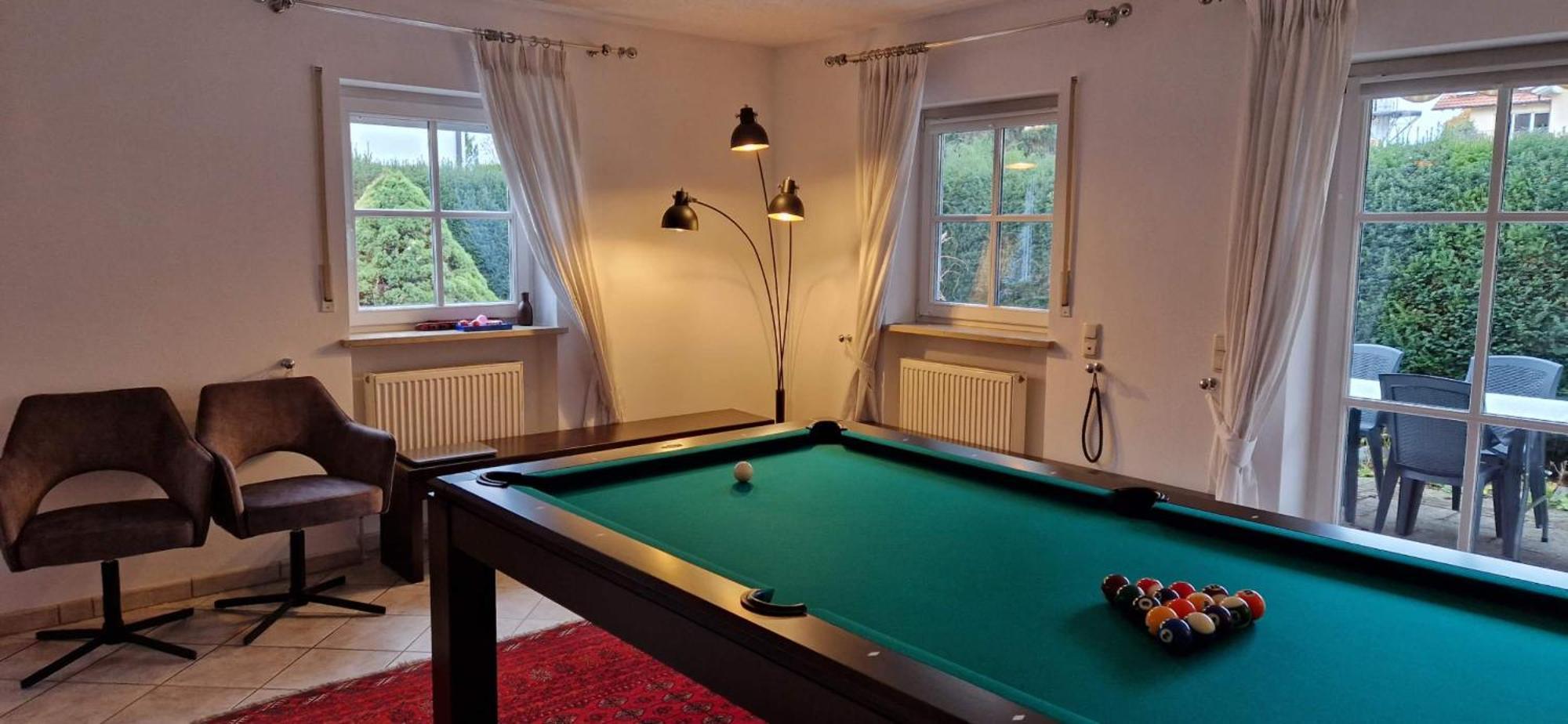 Ferienhaus Weilheim Mit Garten Spiel Und Spass เวลไฮม์ อิน โอเบอร์บาเยิร์น ภายนอก รูปภาพ